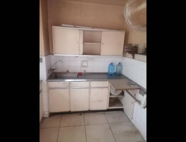 2.5 BEDROOM APARTMENT FOR SALE IN SUNNYSIDE